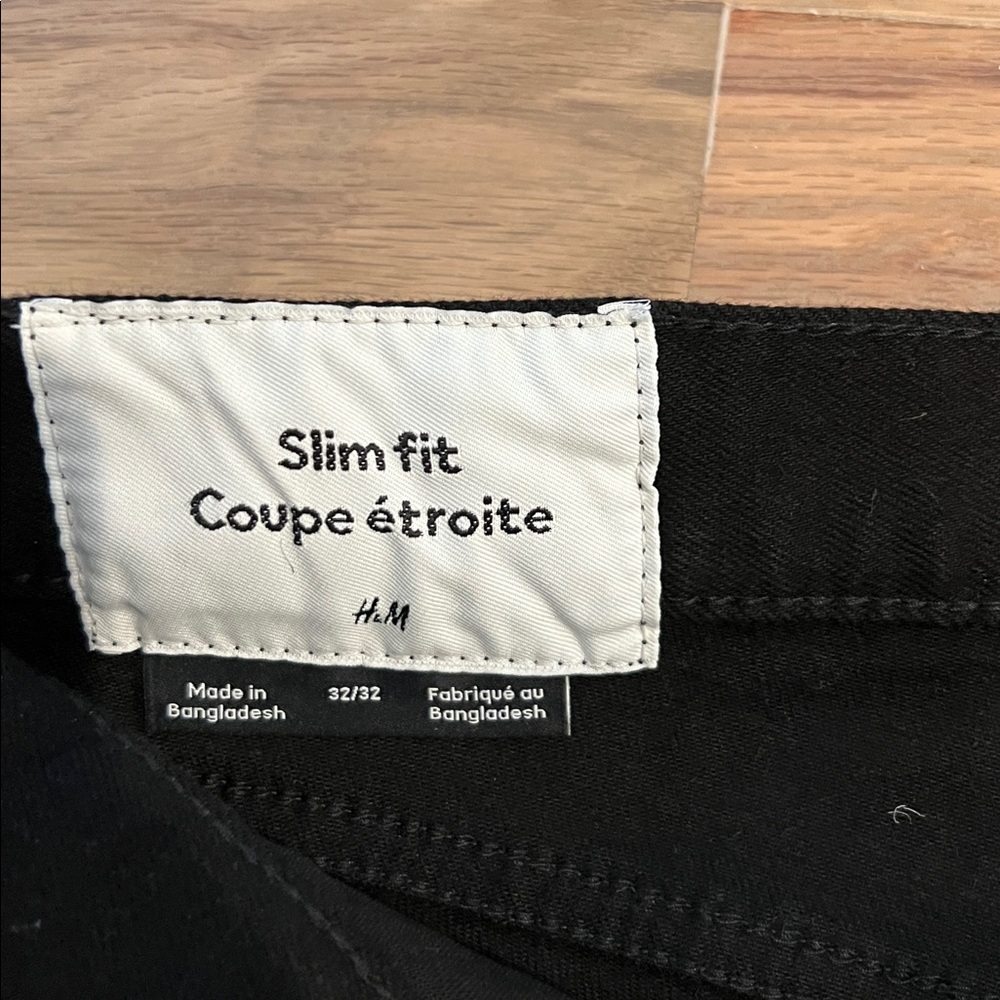 NWOT H & M men’s slim black jeans - Picture 2 of 4